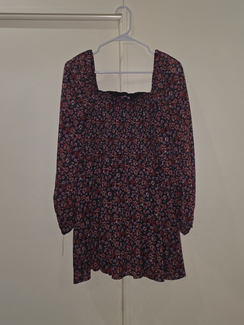 Francesca's Collections Black Floral Square-Neck Long Sleeve Dress